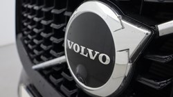 2022 (72) VOLVO XC60 2.0 B5P Plus Dark 5dr AWD Geartronic 5152948
