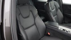 2022 (72) VOLVO XC60 2.0 B5P Plus Dark 5dr AWD Geartronic 5152971