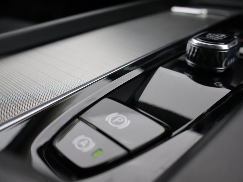 2022 (72) VOLVO XC60 2.0 B5P Plus Dark 5dr AWD Geartronic 5152994