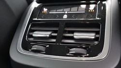 2022 (72) VOLVO XC60 2.0 B5P Plus Dark 5dr AWD Geartronic 5152979