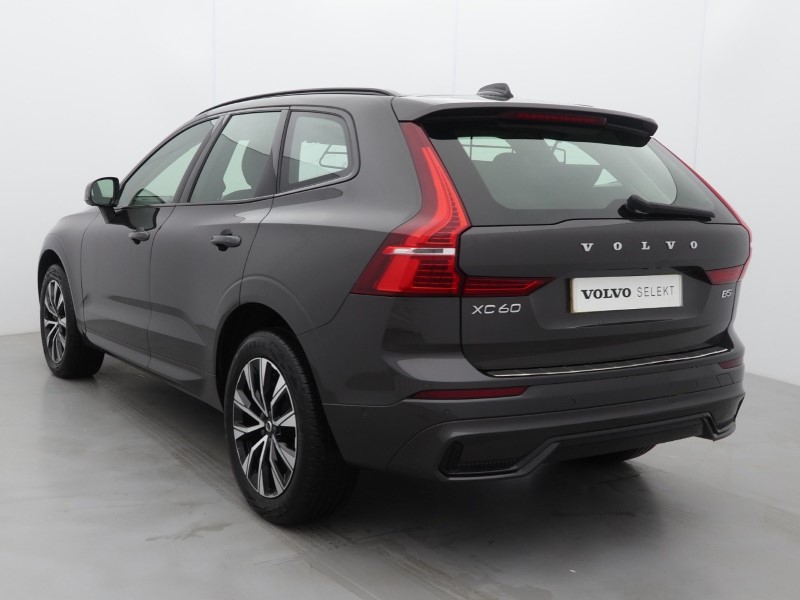 2022 (72) VOLVO XC60 2.0 B5P Plus Dark 5dr AWD Geartronic 5152943