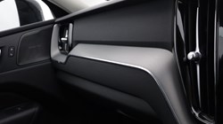 2022 (72) VOLVO XC60 2.0 B5P Plus Dark 5dr AWD Geartronic 5152995