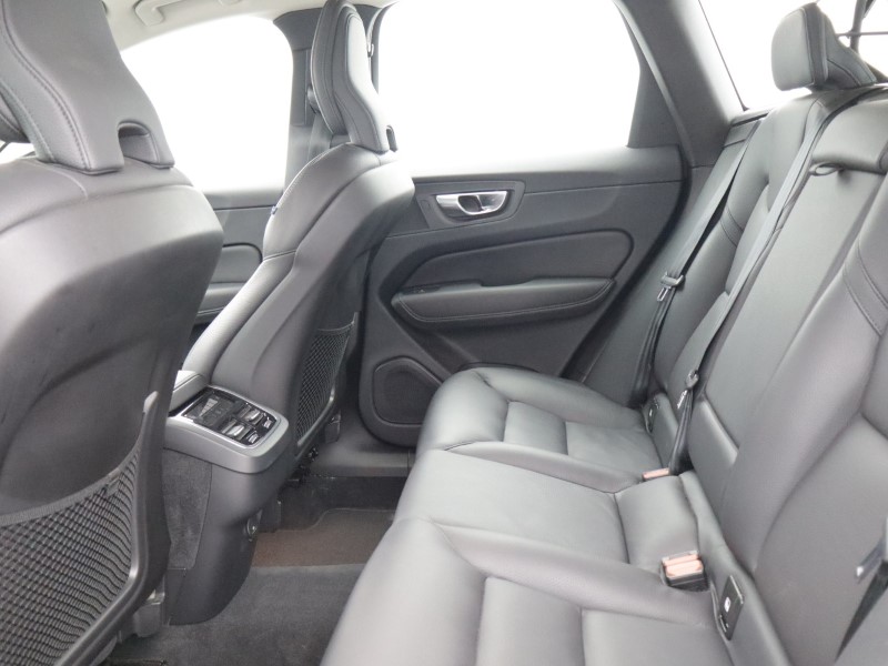 2022 (72) VOLVO XC60 2.0 B5P Plus Dark 5dr AWD Geartronic 5152961