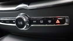 2022 (72) VOLVO XC60 2.0 B5P Plus Dark 5dr AWD Geartronic 5152992