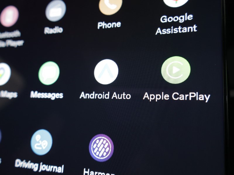 2025 (75) VOLVO XC40 2.0 B4P Ultra Dark 5dr Auto *VAT QUALIFYING* 5144785