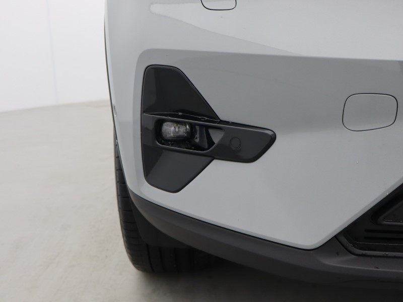 2025 (75) VOLVO XC40 2.0 B4P Ultra Dark 5dr Auto *VAT QUALIFYING* 5144745