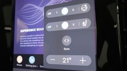 2025 (75) VOLVO XC40 2.0 B4P Ultra Dark 5dr Auto *VAT QUALIFYING* 5144787