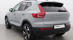 2025 (75) VOLVO XC40 2.0 B4P Ultra Dark 5dr Auto *VAT QUALIFYING* 5144739