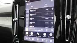 2025 (75) VOLVO XC40 2.0 B4P Ultra Dark 5dr Auto *VAT QUALIFYING* 5144784