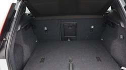 2025 (75) VOLVO XC40 2.0 B4P Ultra Dark 5dr Auto *VAT QUALIFYING* 5144750