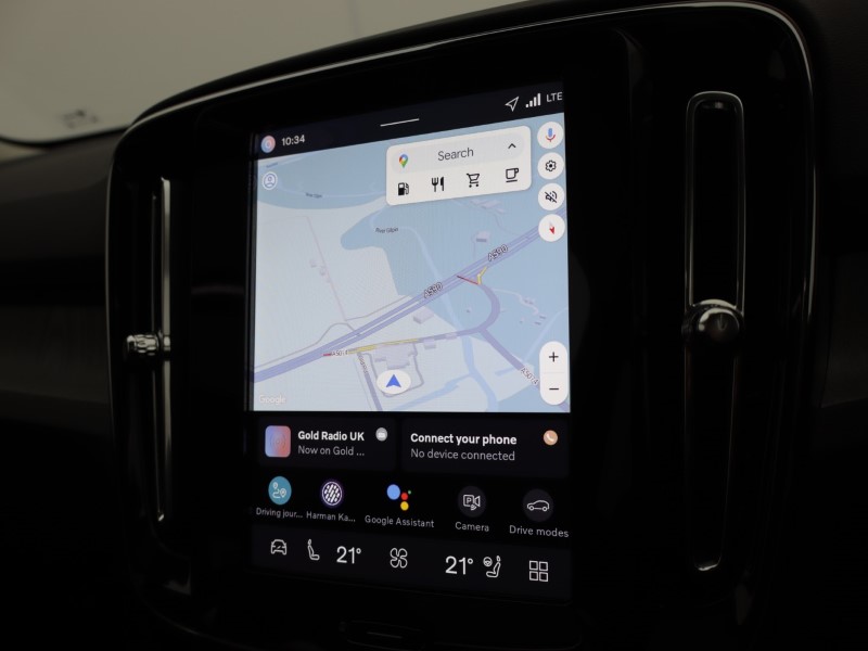 2025 (75) VOLVO XC40 2.0 B4P Ultra Dark 5dr Auto *VAT QUALIFYING* 5144782