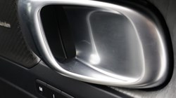 2025 (75) VOLVO XC40 2.0 B4P Ultra Dark 5dr Auto *VAT QUALIFYING* 5144767