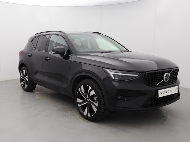 2025 (75) VOLVO XC40 2.0 B4P Ultra Dark 5dr Auto *VAT QUALIFYING*