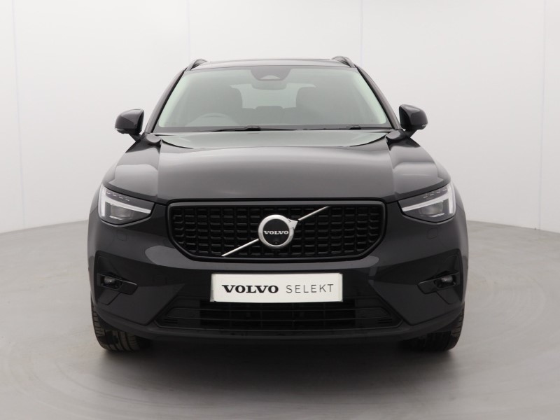 2025 (75) VOLVO XC40 2.0 B4P Ultra Dark 5dr Auto *VAT QUALIFYING* 5223440