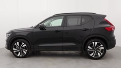 2025 (75) VOLVO XC40 2.0 B4P Ultra Dark 5dr Auto *VAT QUALIFYING* 5223443