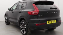 2025 (75) VOLVO XC40 2.0 B4P Ultra Dark 5dr Auto *VAT QUALIFYING* 5223445