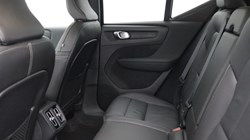 2025 (75) VOLVO XC40 2.0 B4P Ultra Dark 5dr Auto *VAT QUALIFYING* 5223462