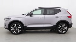 2025 (75) VOLVO XC40 2.0 B4P Ultra Dark 5dr Auto *VAT QUALIFYING* 5146899