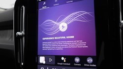 2025 (75) VOLVO XC40 2.0 B4P Ultra Dark 5dr Auto *VAT QUALIFYING* 5147004