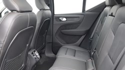 2025 (75) VOLVO XC40 2.0 B4P Ultra Dark 5dr Auto *VAT QUALIFYING* 5146975