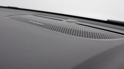 2025 (75) VOLVO XC40 2.0 B4P Ultra Dark 5dr Auto *VAT QUALIFYING* 5147009