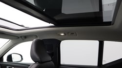 2025 (75) VOLVO XC40 2.0 B4P Ultra Dark 5dr Auto *VAT QUALIFYING* 5146984