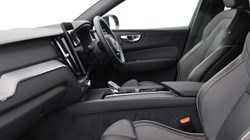 2025 (75) VOLVO XC60 2.0 B5P Plus Black Edition 5dr AWD Geartronic *VAT QUALIFYING* 5148865