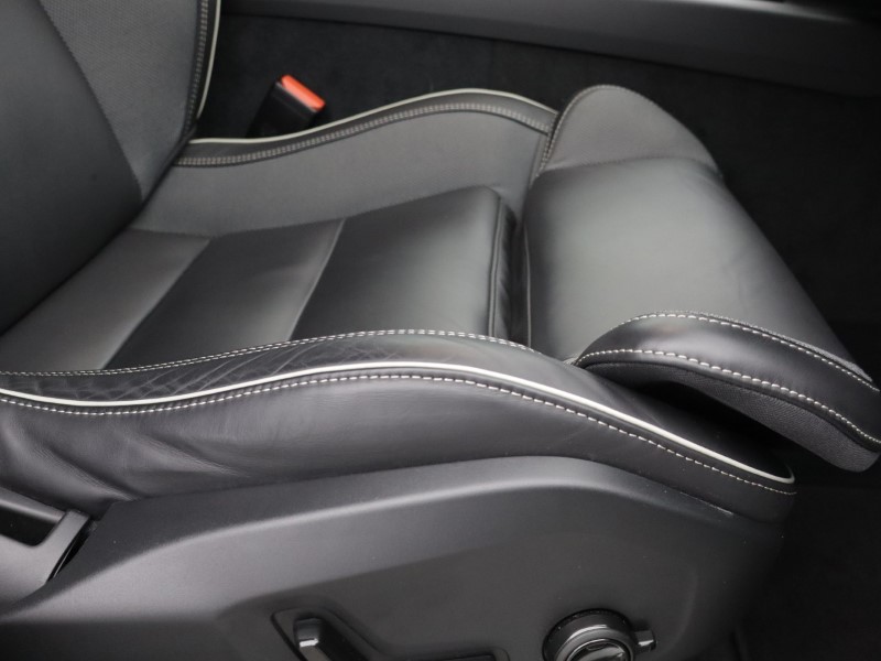 2025 (75) VOLVO XC60 2.0 B5P Plus Black Edition 5dr AWD Geartronic *VAT QUALIFYING* 5148873