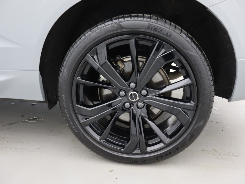 2025 (75) VOLVO XC60 2.0 B5P Plus Black Edition 5dr AWD Geartronic *VAT QUALIFYING* 5148863