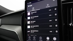 2025 (75) VOLVO XC60 2.0 B5P Plus Black Edition 5dr AWD Geartronic *VAT QUALIFYING* 5148894