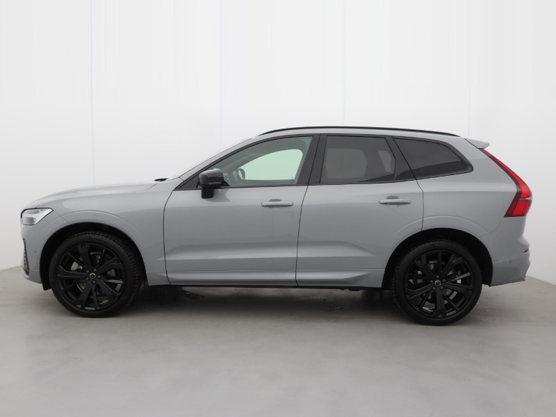 2025 (75) VOLVO XC60 2.0 B5P Plus Black Edition 5dr AWD Geartronic *VAT QUALIFYING* 5148846