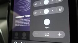 2025 (75) VOLVO XC60 2.0 B5P Plus Black Edition 5dr AWD Geartronic *VAT QUALIFYING* 5148897