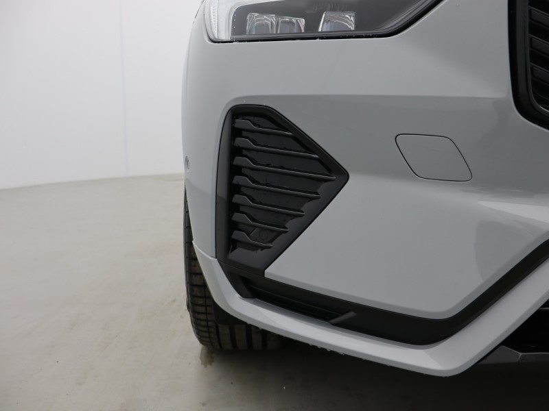 2025 (75) VOLVO XC60 2.0 B5P Plus Black Edition 5dr AWD Geartronic *VAT QUALIFYING* 5148854