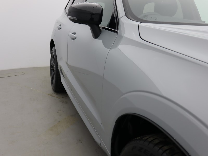 2025 (75) VOLVO XC60 2.0 B5P Plus Black Edition 5dr AWD Geartronic *VAT QUALIFYING* 5148855