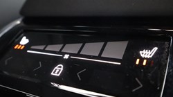 2025 (75) VOLVO XC60 2.0 B5P Plus Black Edition 5dr AWD Geartronic *VAT QUALIFYING* 5148886