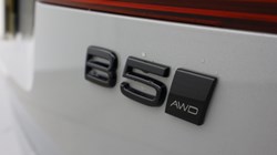 2025 (75) VOLVO XC60 2.0 B5P Plus Black Edition 5dr AWD Geartronic *VAT QUALIFYING* 5148858