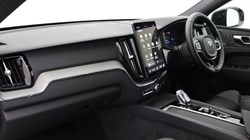 2025 (75) VOLVO XC60 2.0 B5P Plus Black Edition 5dr AWD Geartronic *VAT QUALIFYING* 5148877