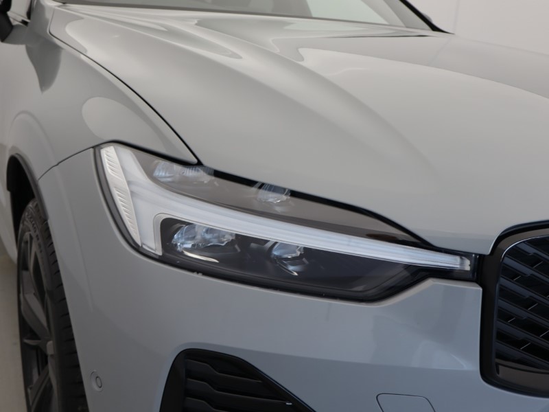 2025 (75) VOLVO XC60 2.0 B5P Plus Black Edition 5dr AWD Geartronic *VAT QUALIFYING* 5137767