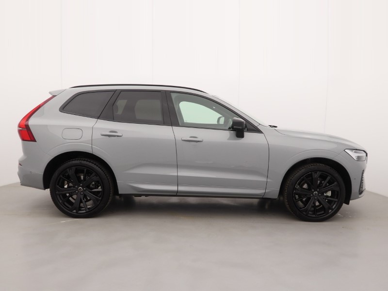 2025 (75) VOLVO XC60 2.0 B5P Plus Black Edition 5dr AWD Geartronic *VAT QUALIFYING* 5137764