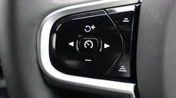 2025 (75) VOLVO XC60 2.0 B5P Plus Black Edition 5dr AWD Geartronic *VAT QUALIFYING* 5137807