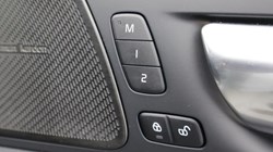 2025 (75) VOLVO XC60 2.0 B5P Plus Black Edition 5dr AWD Geartronic *VAT QUALIFYING* 5137789