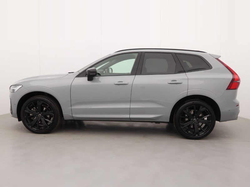 2025 (75) VOLVO XC60 2.0 B5P Plus Black Edition 5dr AWD Geartronic *VAT QUALIFYING* 5137763