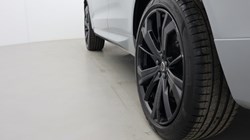 2025 (75) VOLVO XC60 2.0 B5P Plus Black Edition 5dr AWD Geartronic *VAT QUALIFYING* 5137782