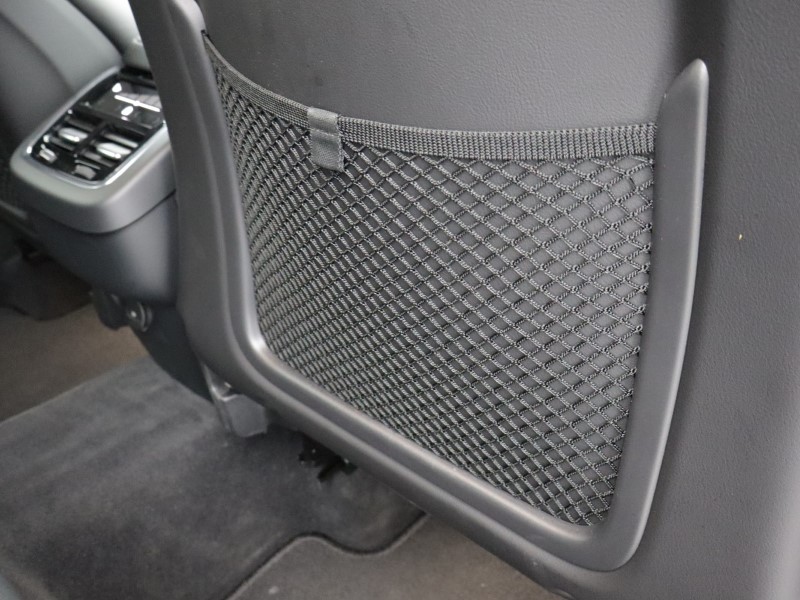 2025 (75) VOLVO XC60 2.0 B5P Plus Black Edition 5dr AWD Geartronic *VAT QUALIFYING* 5137801