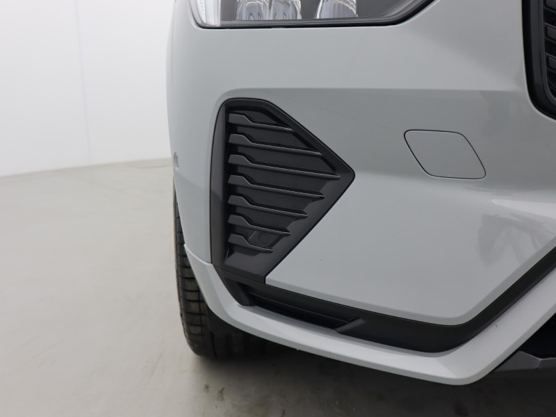 2025 (75) VOLVO XC60 2.0 B5P Plus Black Edition 5dr AWD Geartronic *VAT QUALIFYING* 5141211