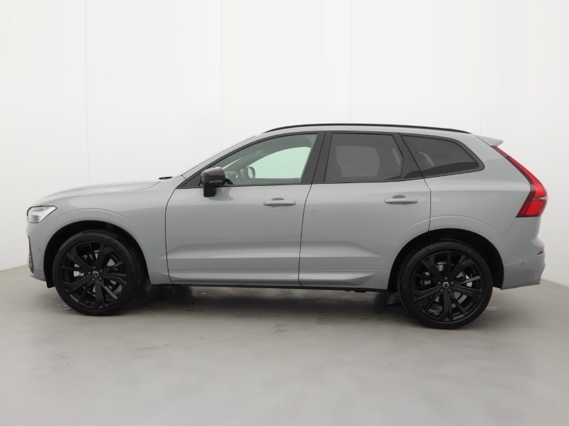 2025 (75) VOLVO XC60 2.0 B5P Plus Black Edition 5dr AWD Geartronic *VAT QUALIFYING* 5141203