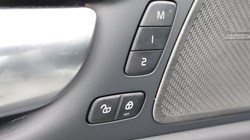 2025 (75) VOLVO XC60 2.0 B5P Plus Black Edition 5dr AWD Geartronic *VAT QUALIFYING* 5141239