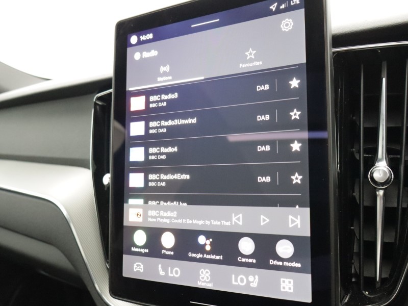 2025 (75) VOLVO XC60 2.0 B5P Plus Black Edition 5dr AWD Geartronic *VAT QUALIFYING* 5141253