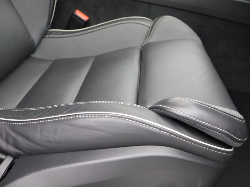 2025 (75) VOLVO XC60 2.0 B5P Plus Black Edition 5dr AWD Geartronic *VAT QUALIFYING* 5141234