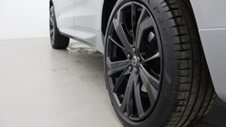 2025 (75) VOLVO XC60 2.0 B5P Plus Black Edition 5dr AWD Geartronic *VAT QUALIFYING* 5141220